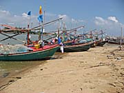 'Fishing Boats in the Bay of Hua Hin' by Asienreisender