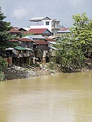 'Slums at the River Banks' by Asienreisender