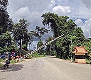 'Entrance Road to Phnom Kulen' by Asienreisender