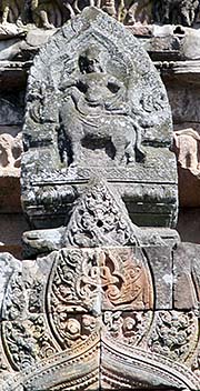 'Shiva Carving in Phanom Rung' by Asienreisender
