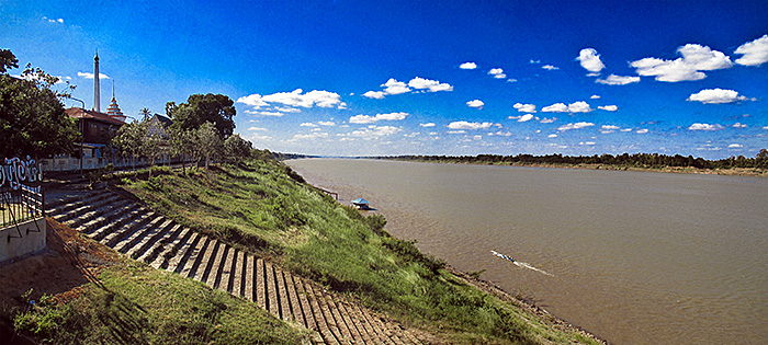'The Mekong River at Khemarat' by Asienreisender