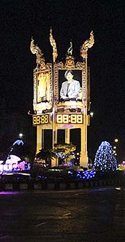 'Udon Thani's Clocktower' by Asienreisender