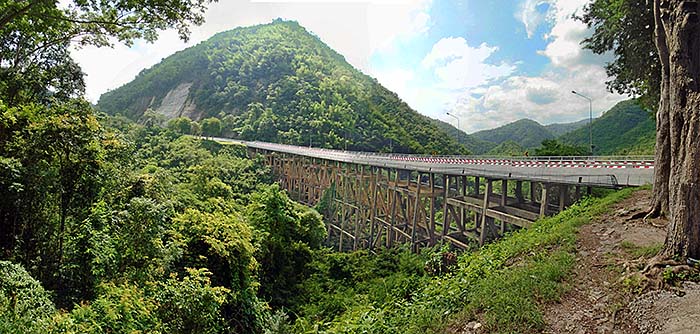 'Bridge over a Mountain Valley in the Phetchabun Mountains' by Asienreisender