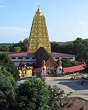 'The Chedi of Wat Wiwekaram' by Asienreisender