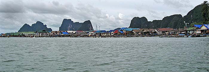 'Ko Panyi | Bay of Phang Nga' by Asienreisender