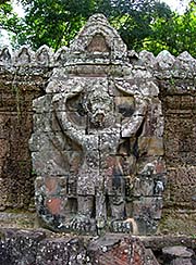 'A Garuda at the Walls of Preah Khan' by Asienreisender