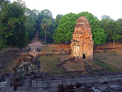 'Shrine of Bakong' by Asienreisender