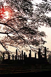 'Sunrise over the Ruins of Sukhothai Historical Park' by Asienreisender