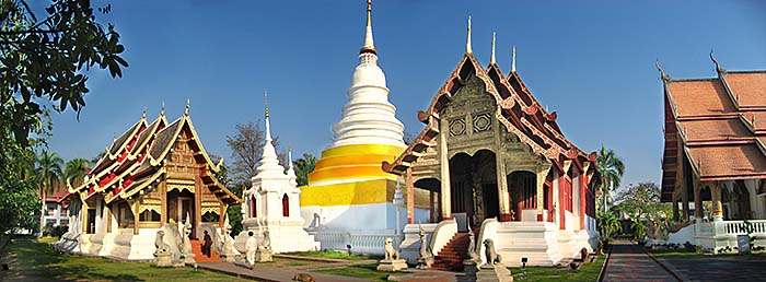 'Wat Phra Singh | Chiang Mai' by Asienreisender