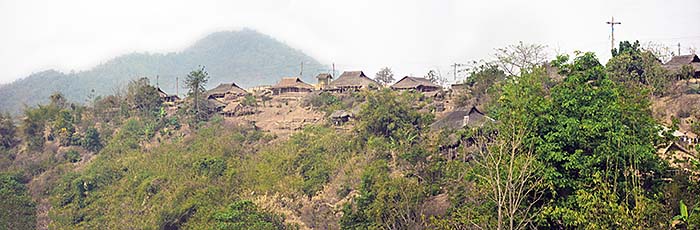 'Tribal Village around Mae Salong | Santikhiri' by Asienreisender